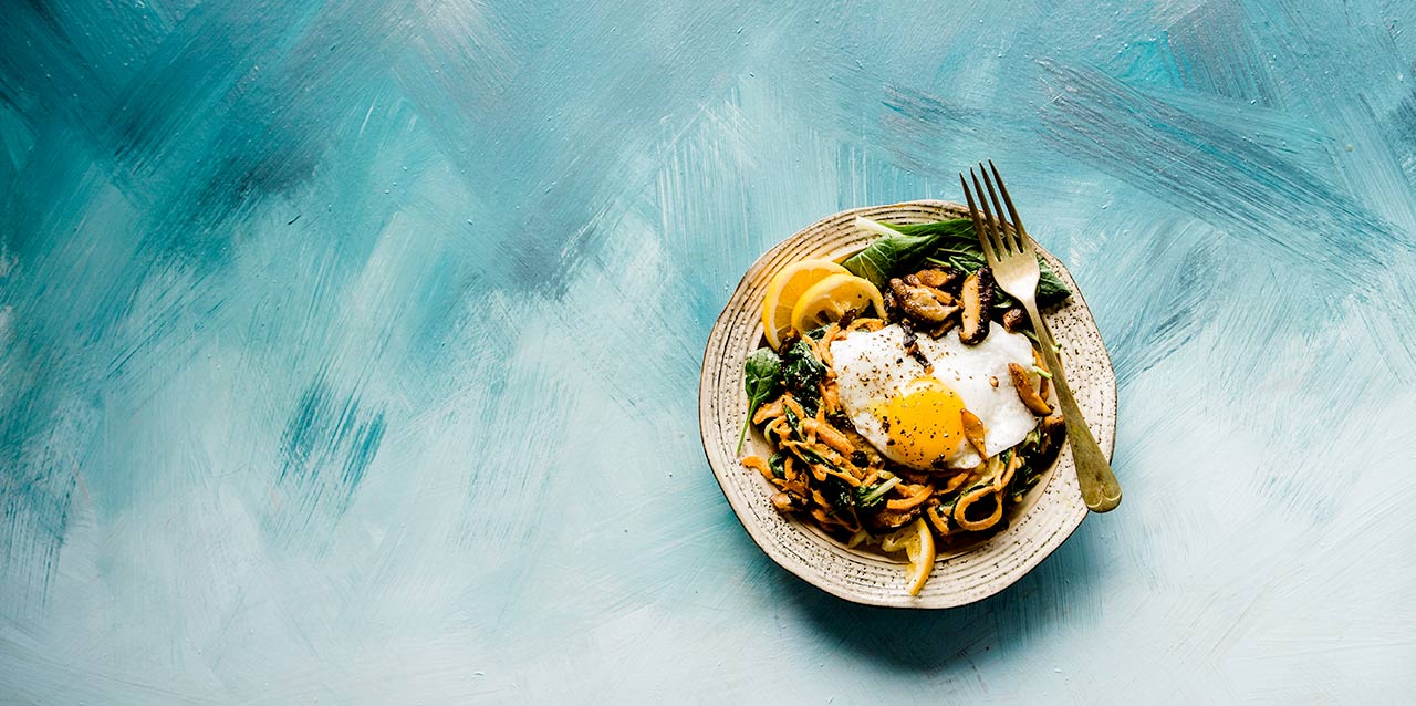 Porque é que ficamos com sono depois de comer?